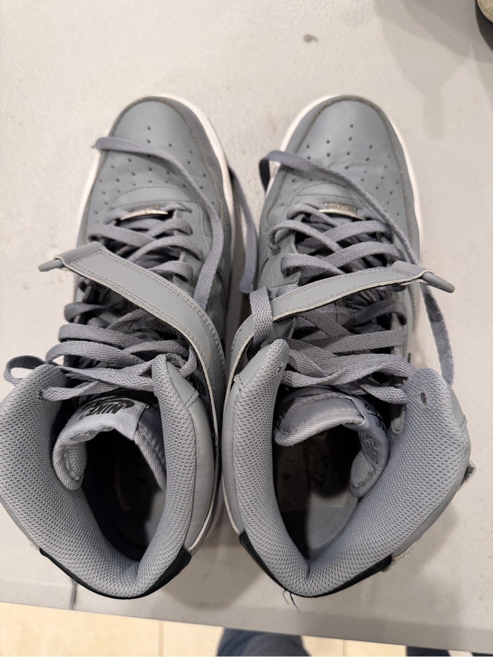 Nike men’s size 12Gray High-Top Sneakers